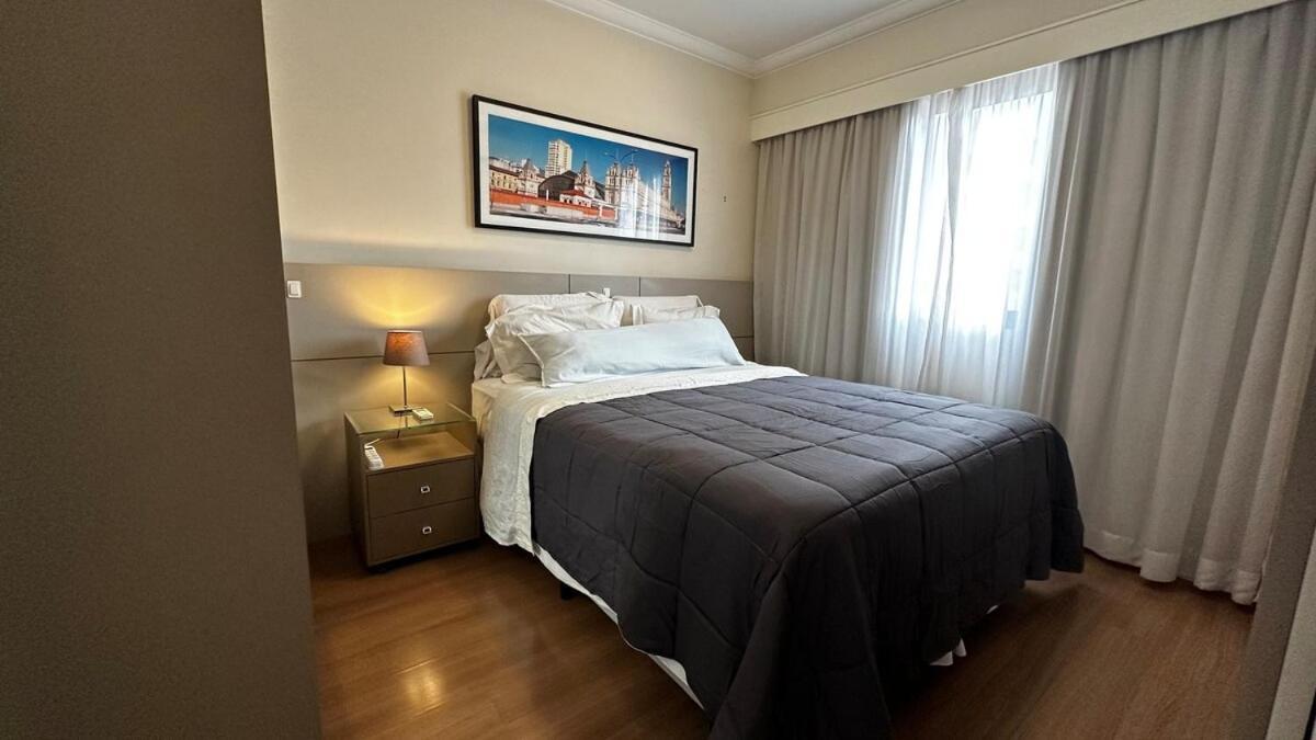 Apartamento Flat Em Moema - Limpeza Diaria & Estacionamento