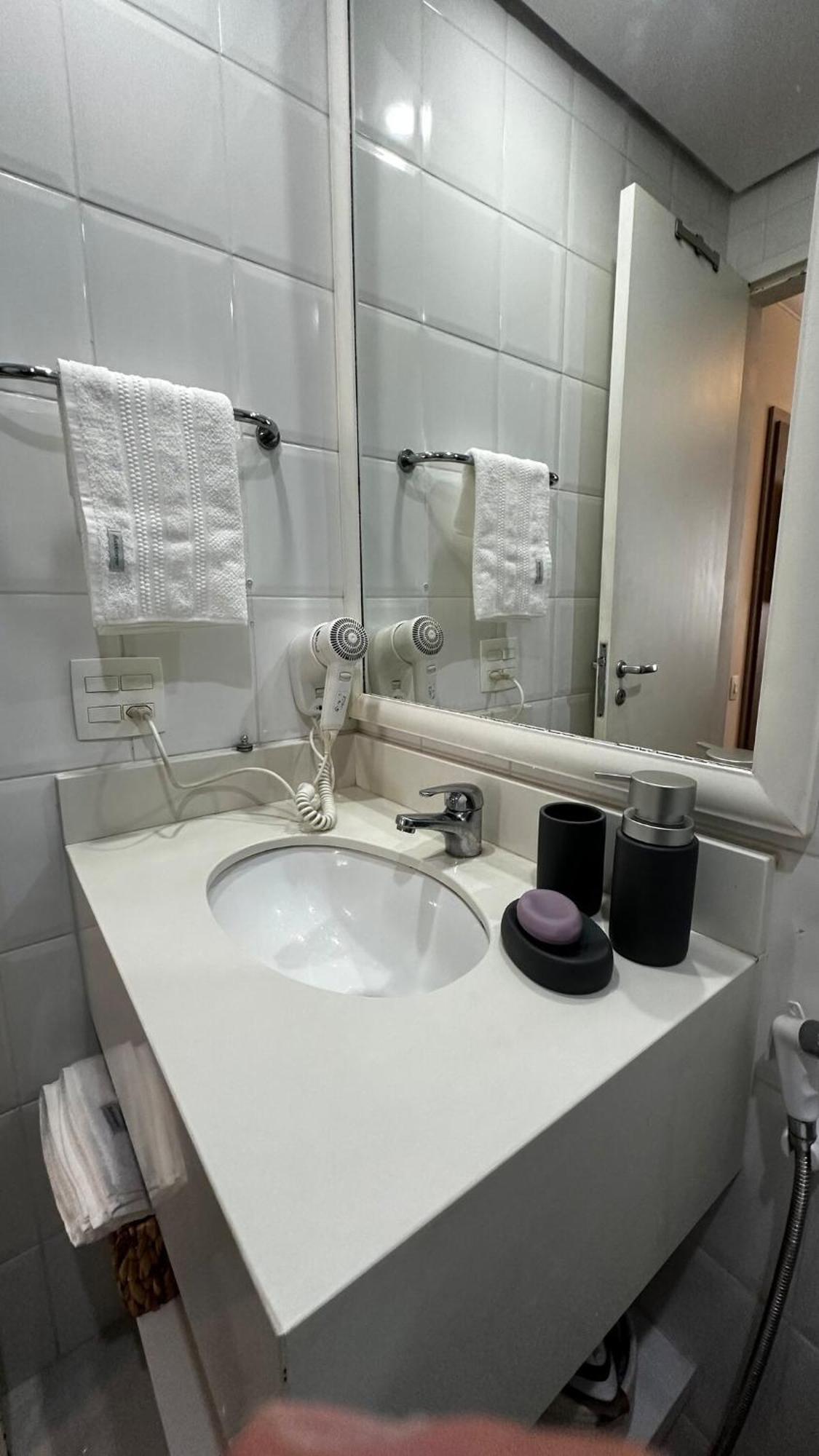 Flat Em Moema - Limpeza Diaria & Estacionamento